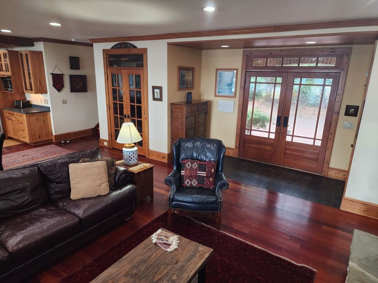 16946 Belle Isle Dr - Photo 4 of 36
