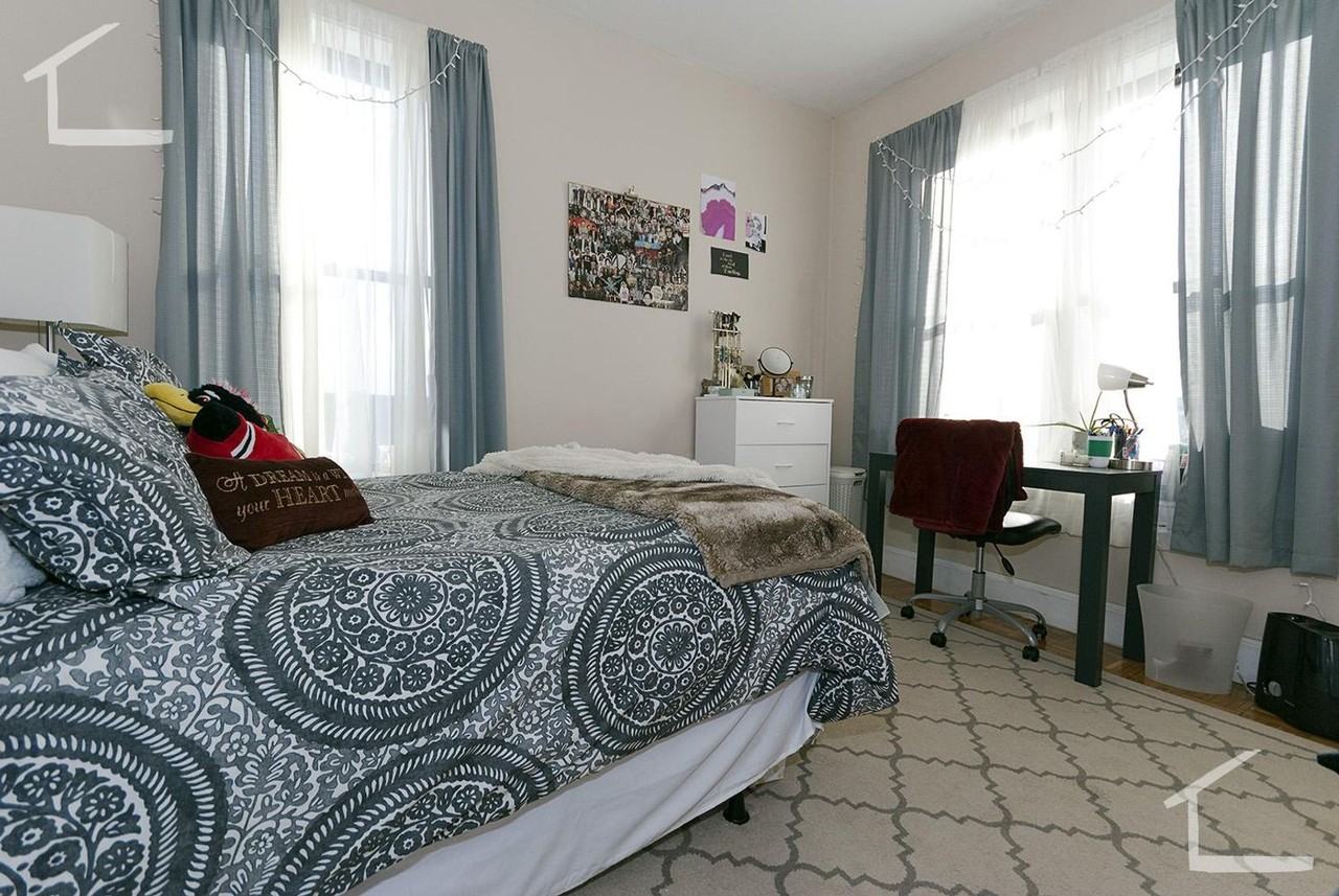 7 Highgate St - Photo 3 of 9