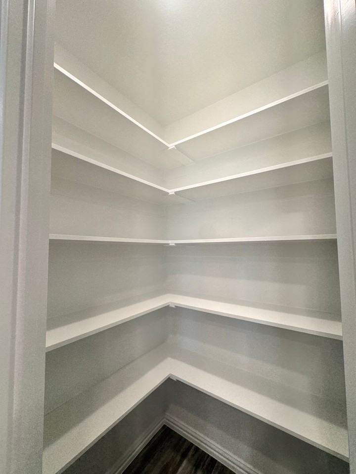 514 Sweet Pea Ln - Photo 7 of 18