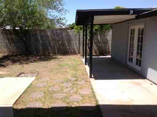 2308 N Arrowhead Dr - Photo 3 of 16