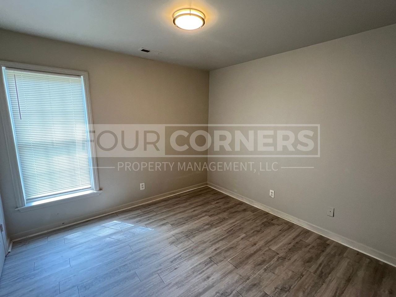 3312 Beck St - Photo 7 of 25