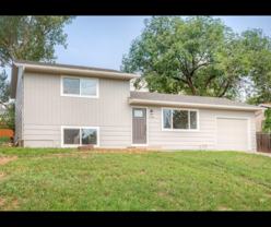 726 Paradise Ln - Photo 1 of 1