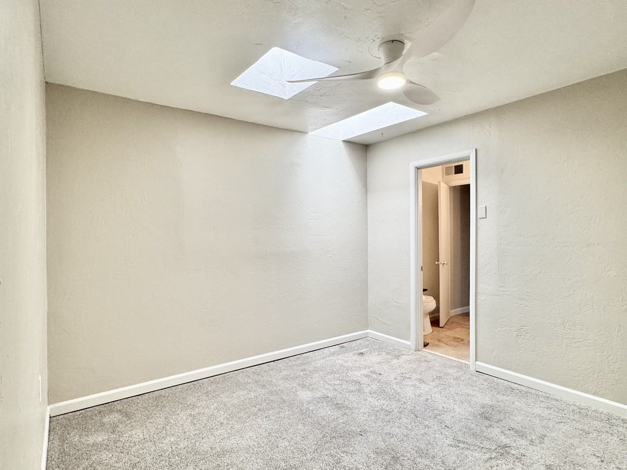 731 W 12th Pl #NA - Photo 2 of 21