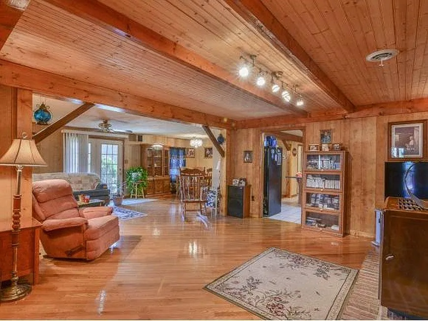 492 Olinger Dr #NA - Photo 6 of 6