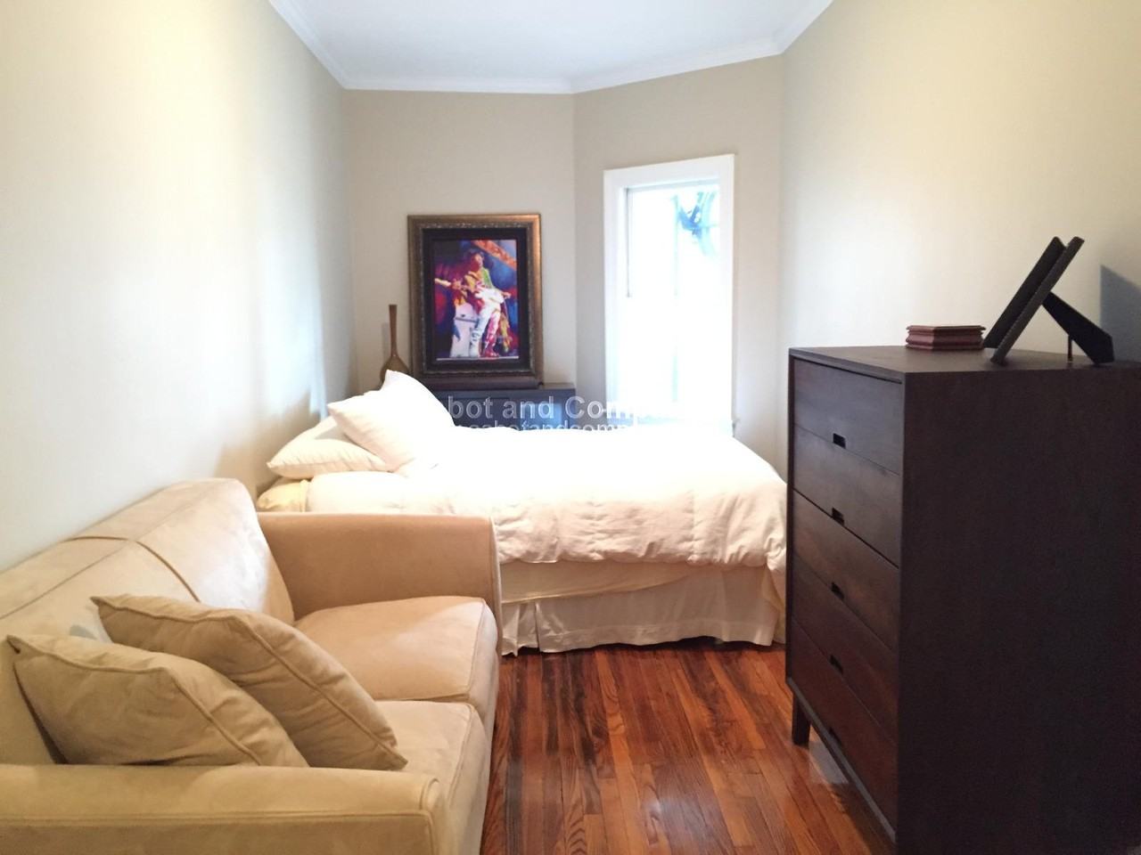 185 Beacon St #4F - Photo 2 of 8