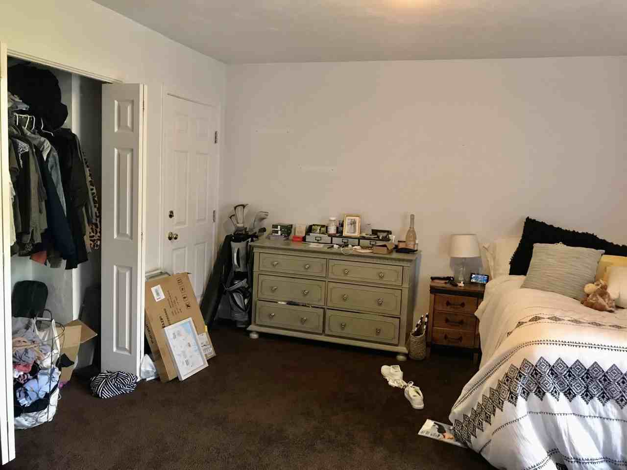 111 W 8th St #Q - Photo 7 of 11