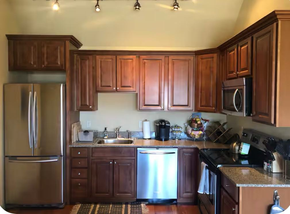 107 Valley Ct #A - Photo 2 of 6