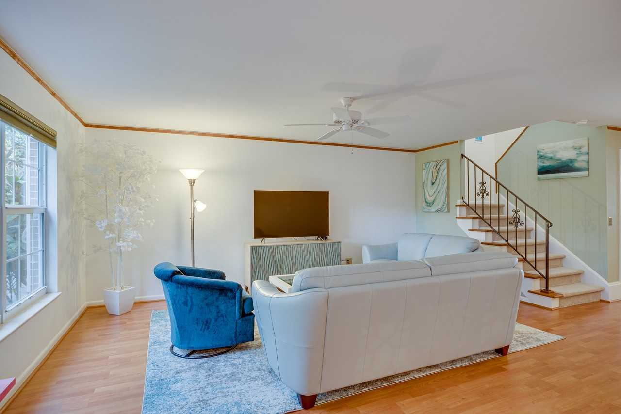 2722 Cardinal Drive - Photo 7 of 38