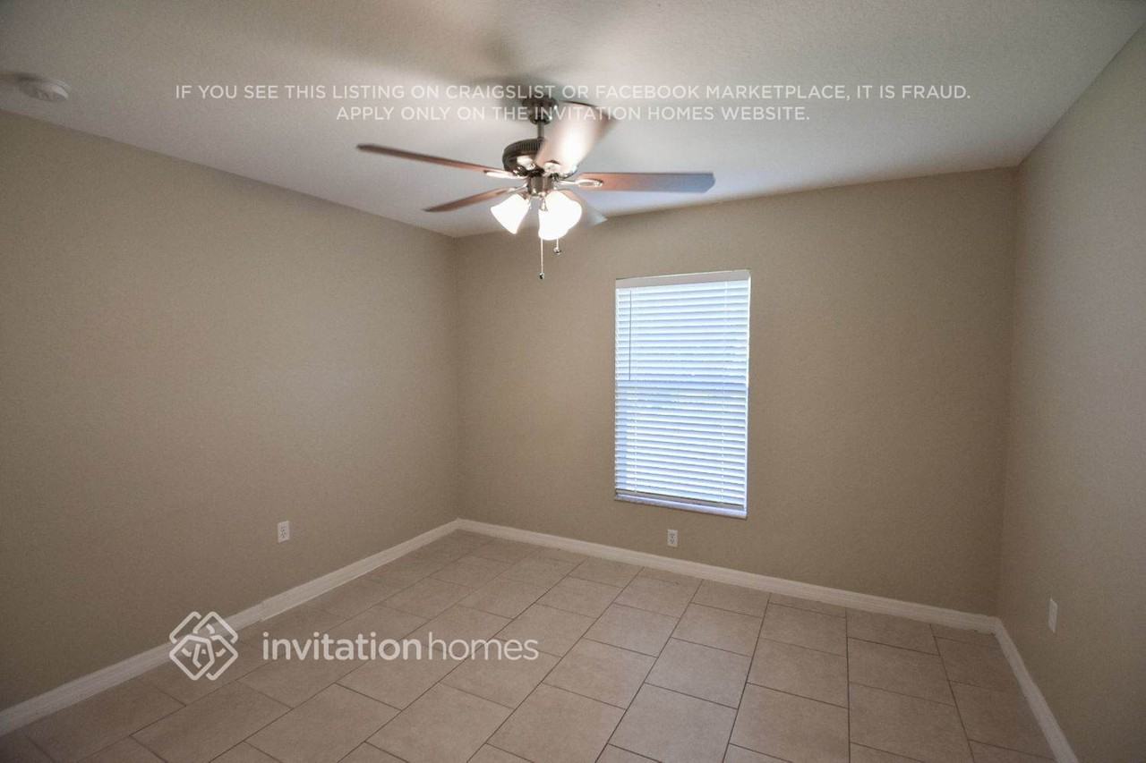 5493 S Chamberlain Blvd - Photo 7 of 11