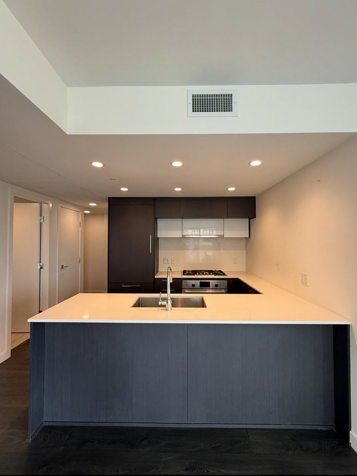 5580 Number 3 Road #812 - Photo 2 of 11