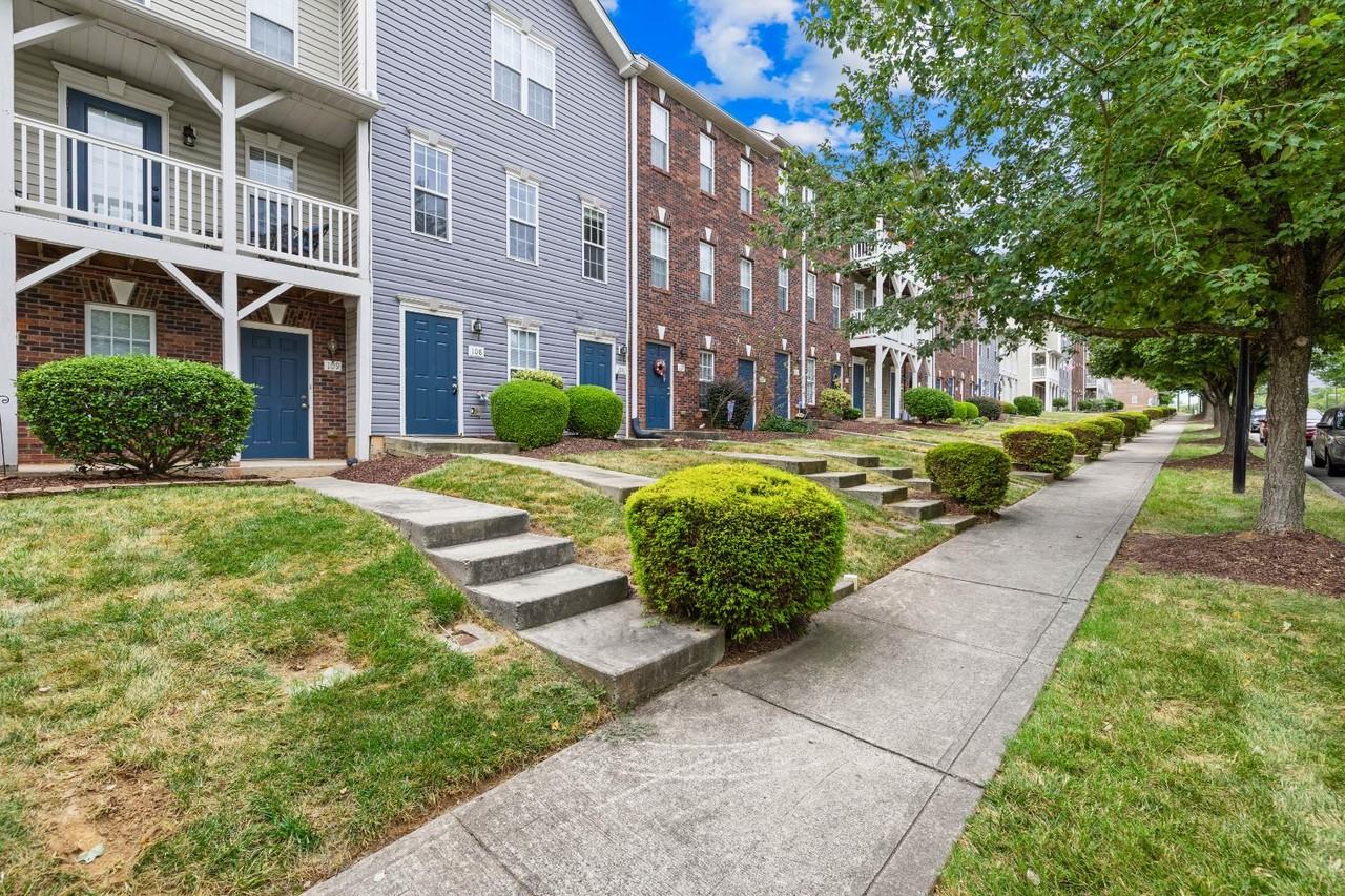 118 Steam Engine Dr - Photo 3 of 20