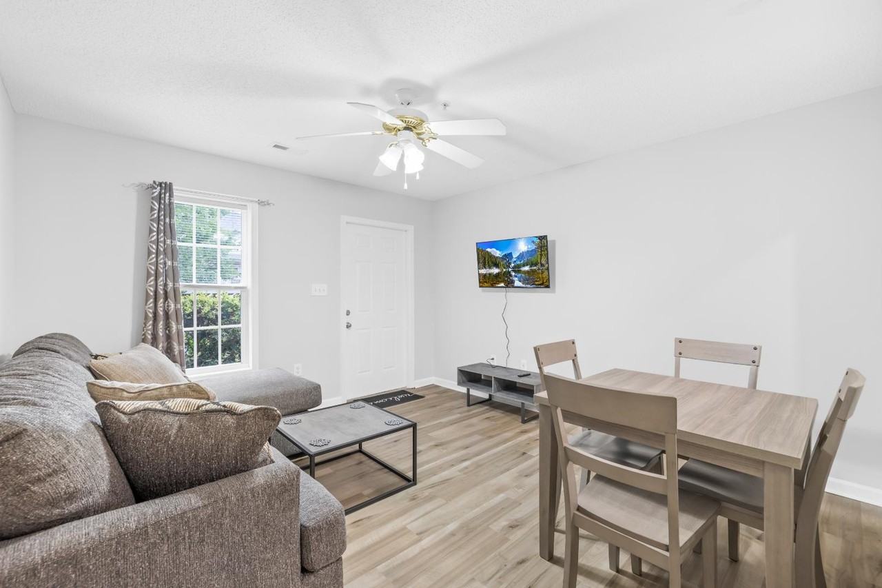 118 Steam Engine Dr - Photo 4 of 20