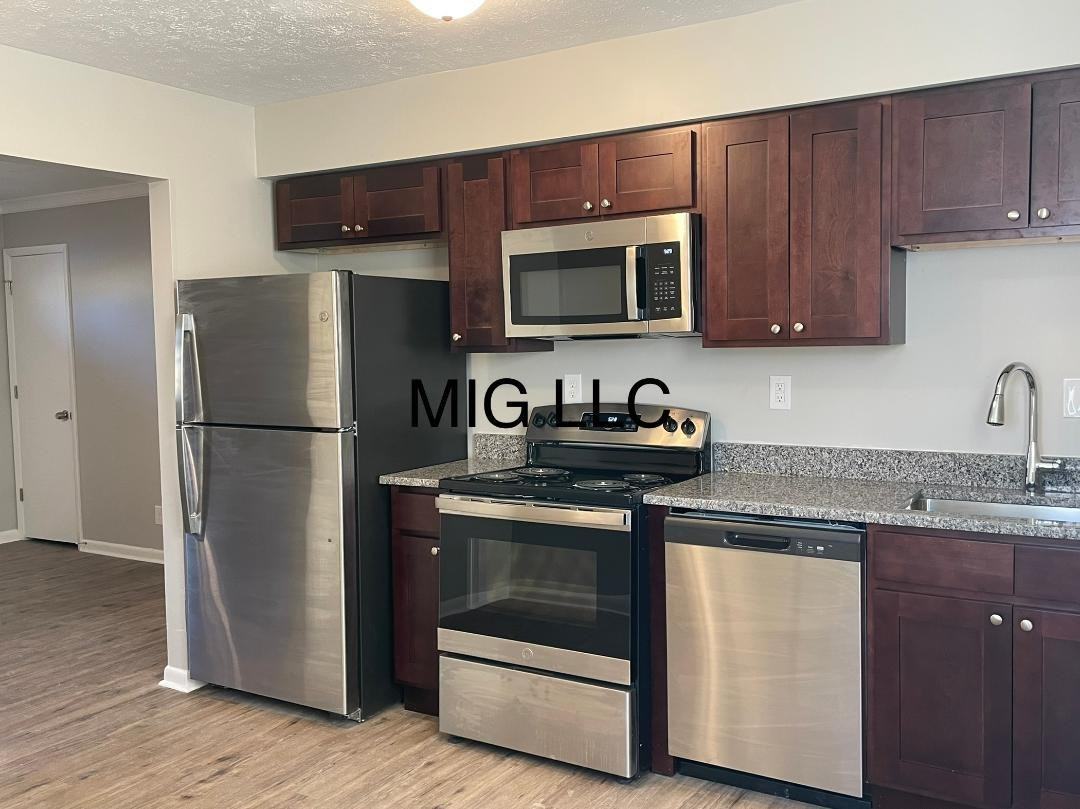 263 Webbmont Cir - Photo 3 of 16