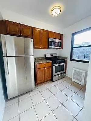 147-42 75th Avenue #3G - Photo 2 of 6