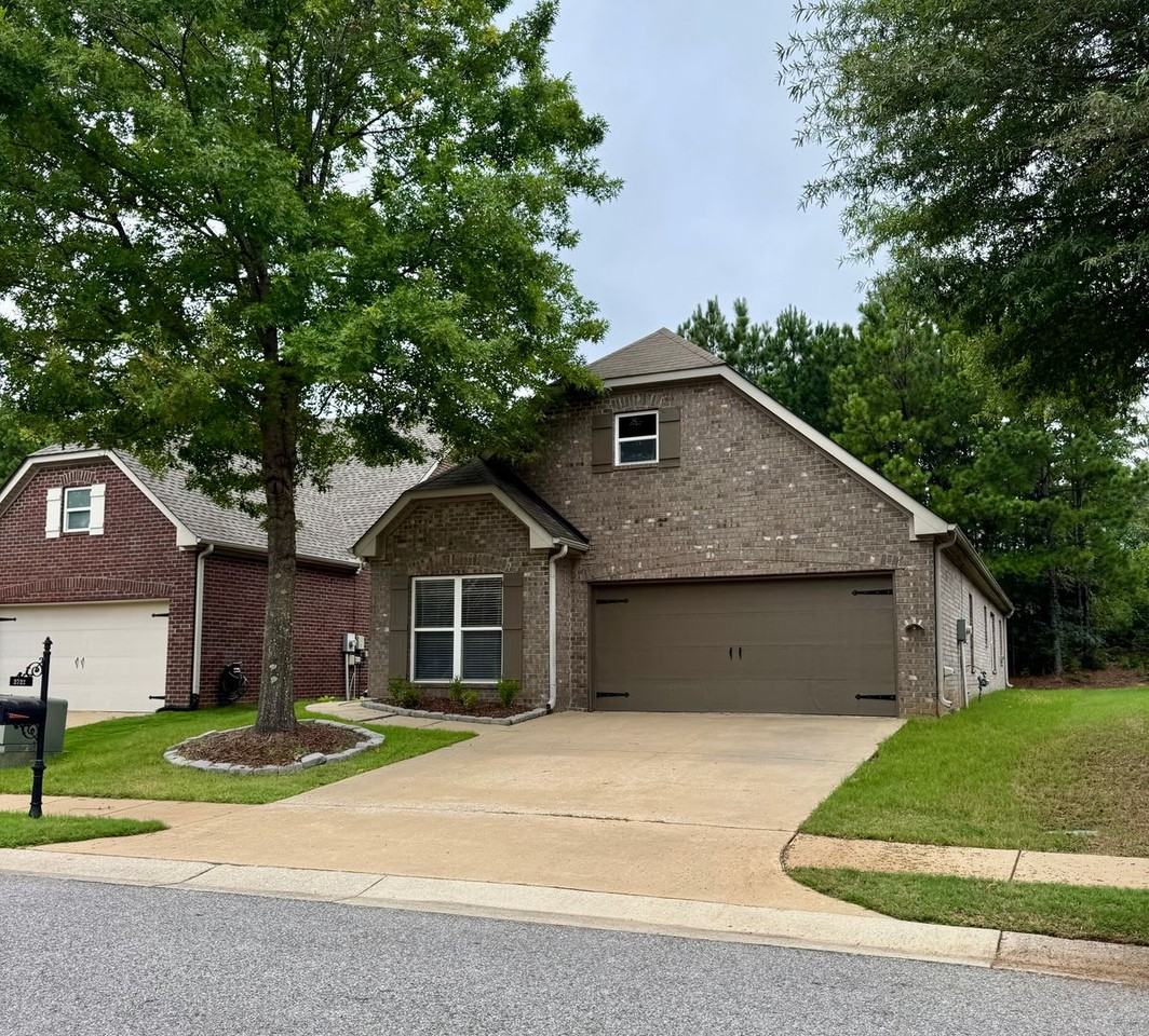 2722 Oxmoor Way - Photo 2 of 21