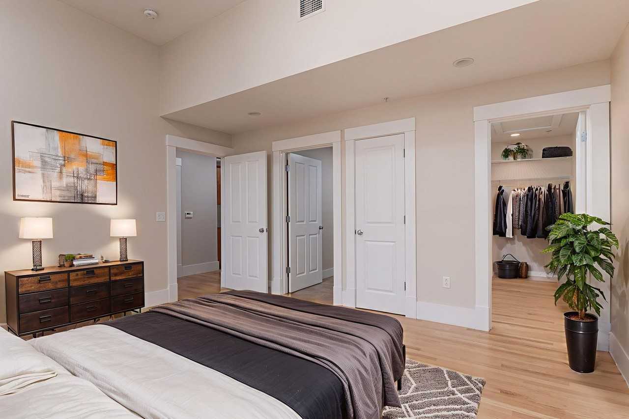 132 Main St - Photo 3 of 30