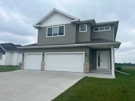 featured image of 1520 75th Ave S