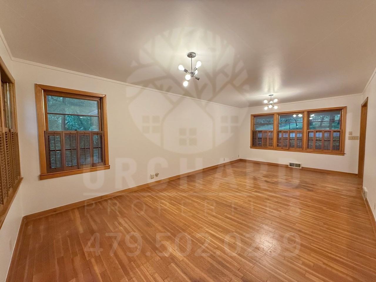 1549 West Markham Road - Photo 5 of 19