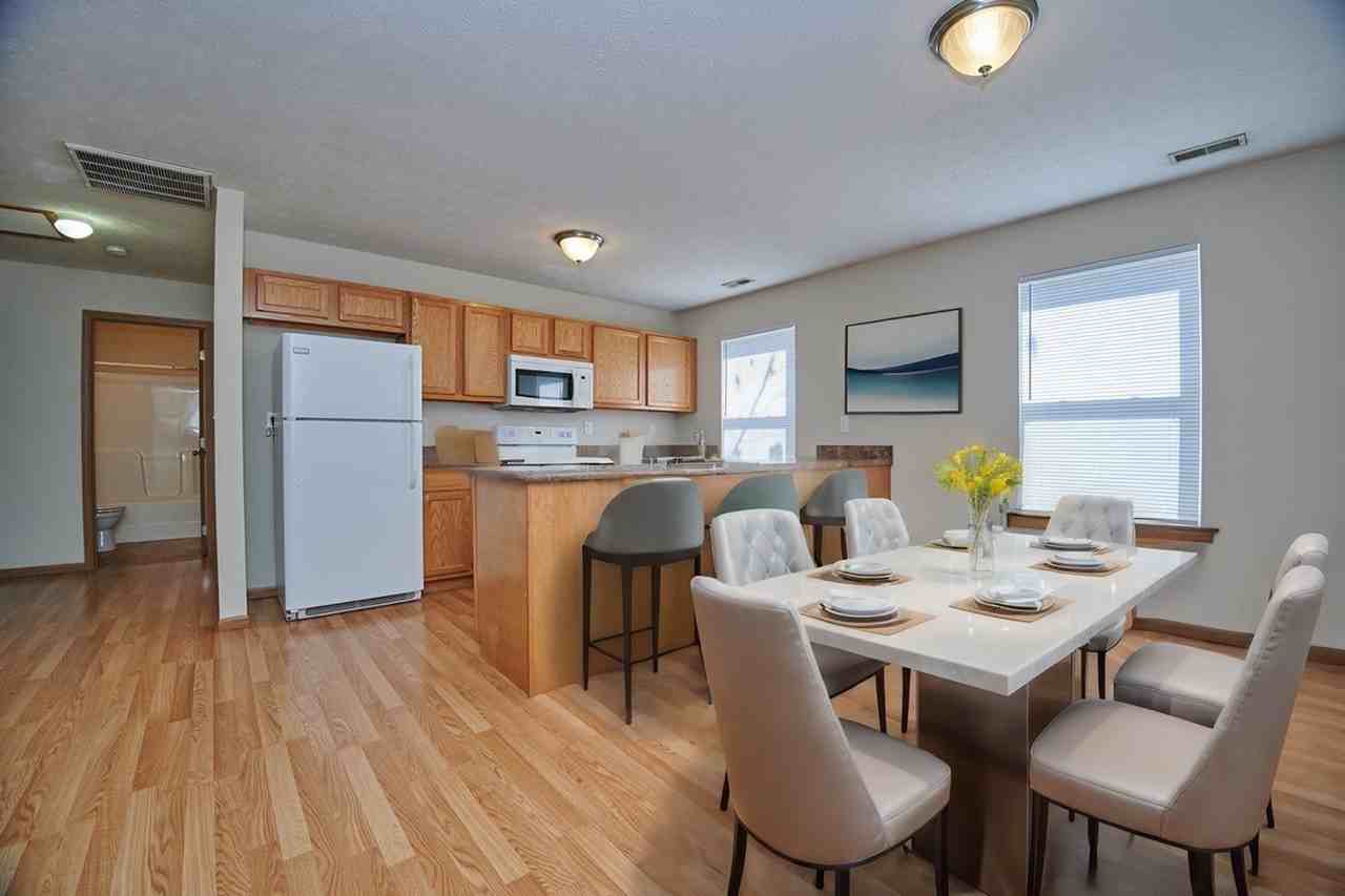 Hidden Brook Apartments & Townhomes - Photo 2 of 42