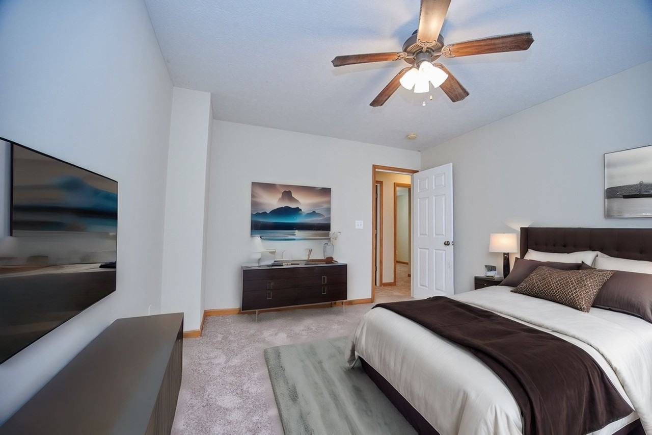 Hidden Brook Apartments & Townhomes - Photo 7 of 42