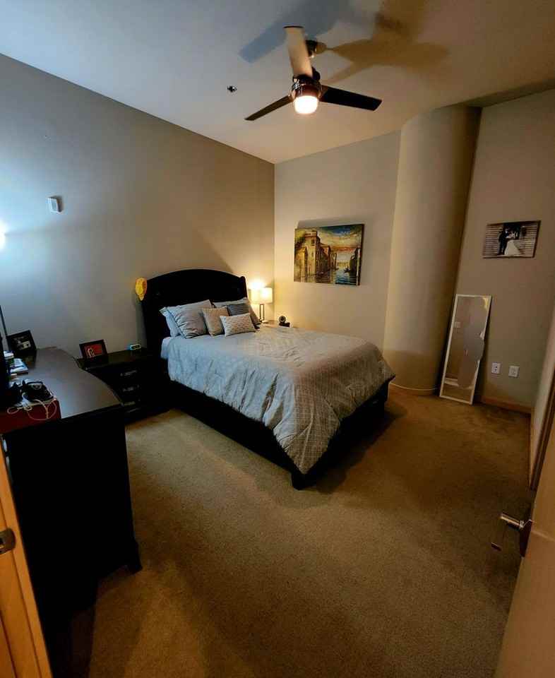 Oregon Apartments - Photo 5 of 10