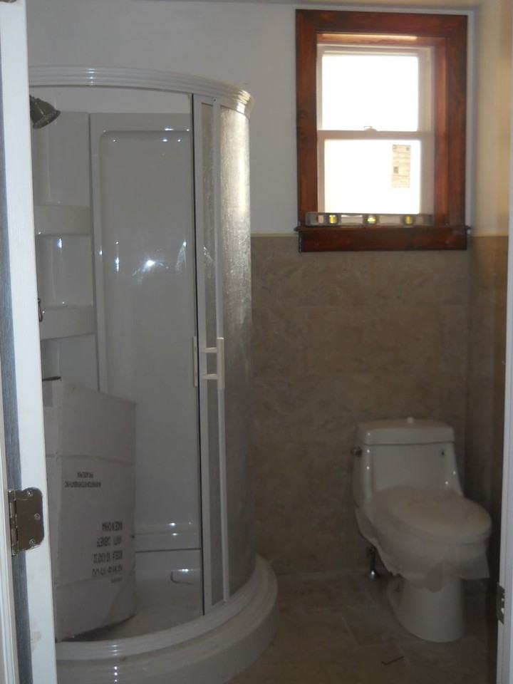 1824 W Diamond St - Photo 4 of 13