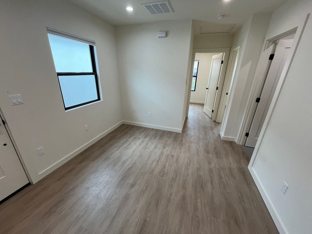 1059 Turquoise St - Photo 5 of 22