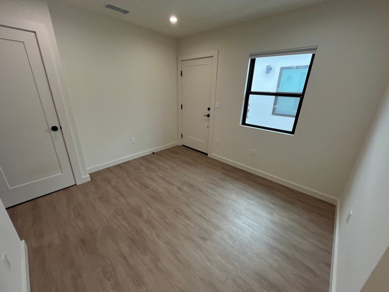 1059 Turquoise St - Photo 7 of 22