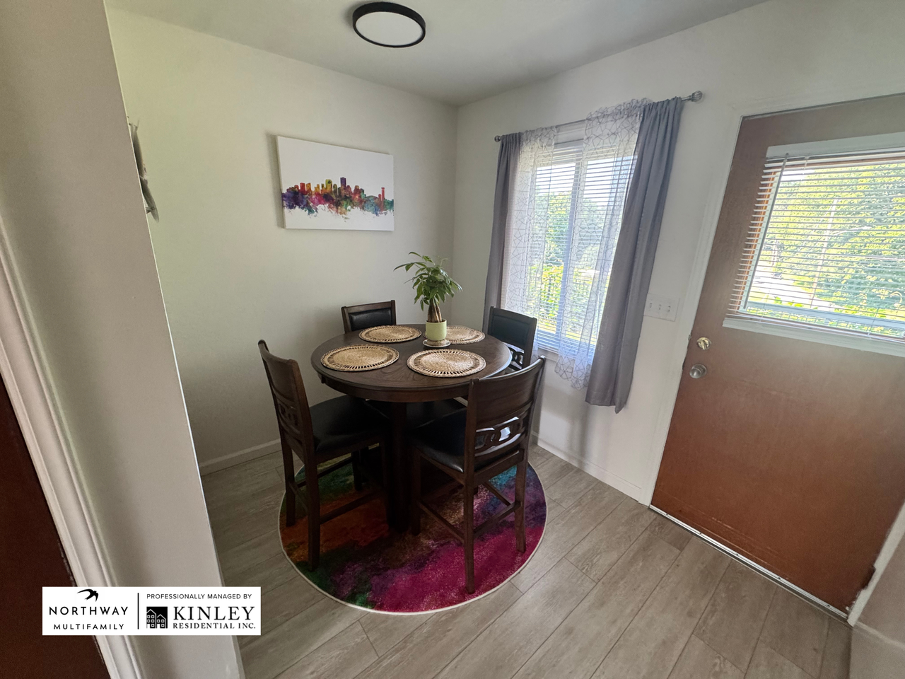 Meadowood Apartments - Photo 2 of 11