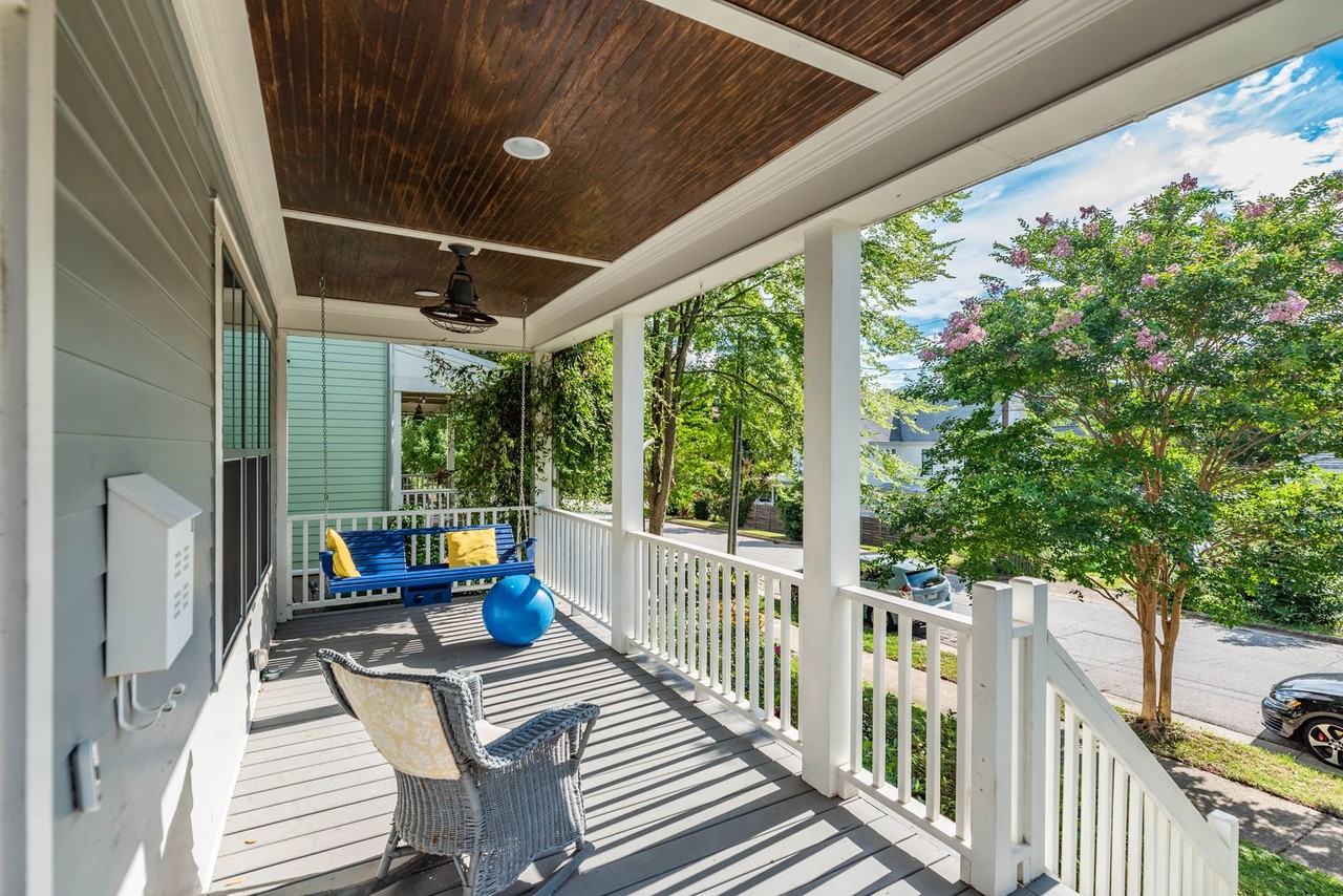 310 Seawell Ave - Photo 2 of 18