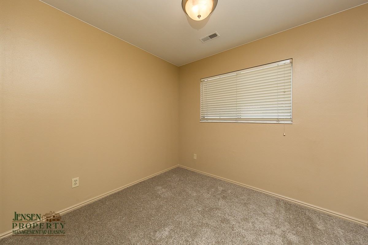 455 S 1100 E #16 - Photo 6 of 16