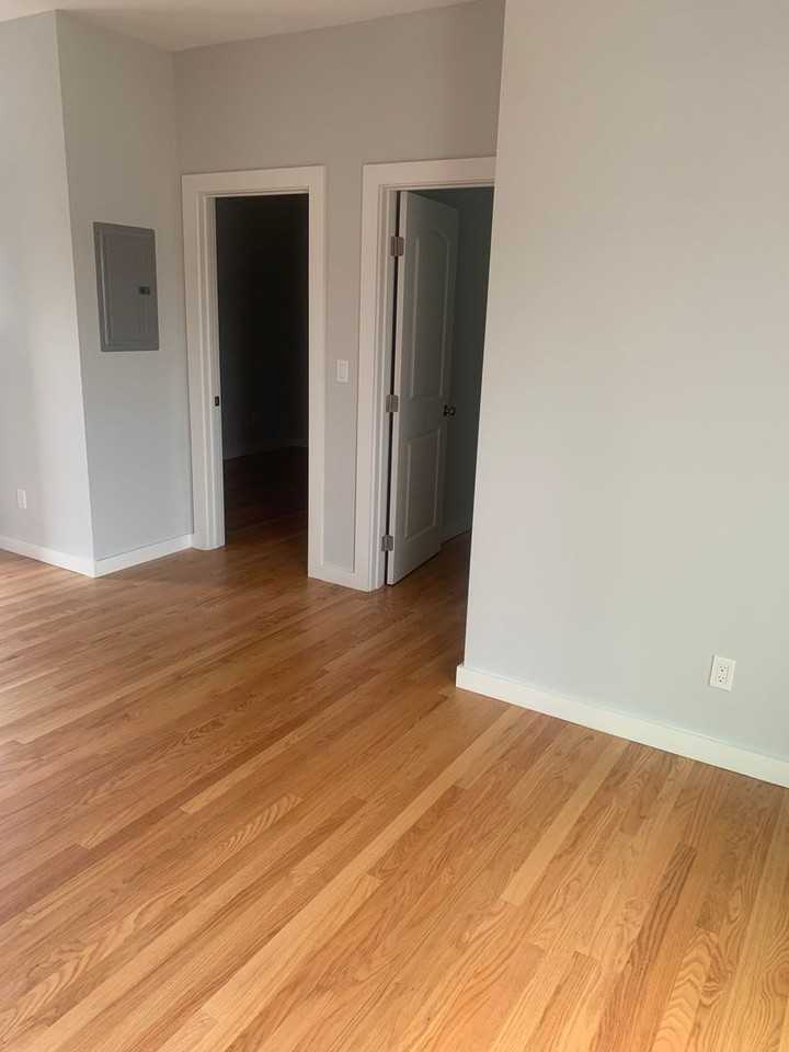 2221 Santa Rita St - Photo 6 of 13