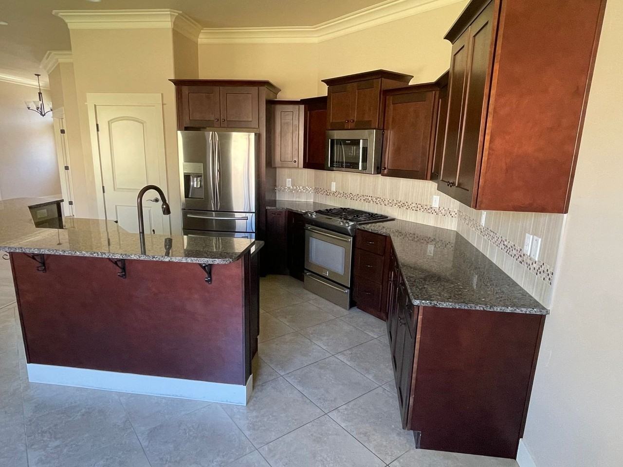 2325 Copperhill Street - Photo 7 of 23