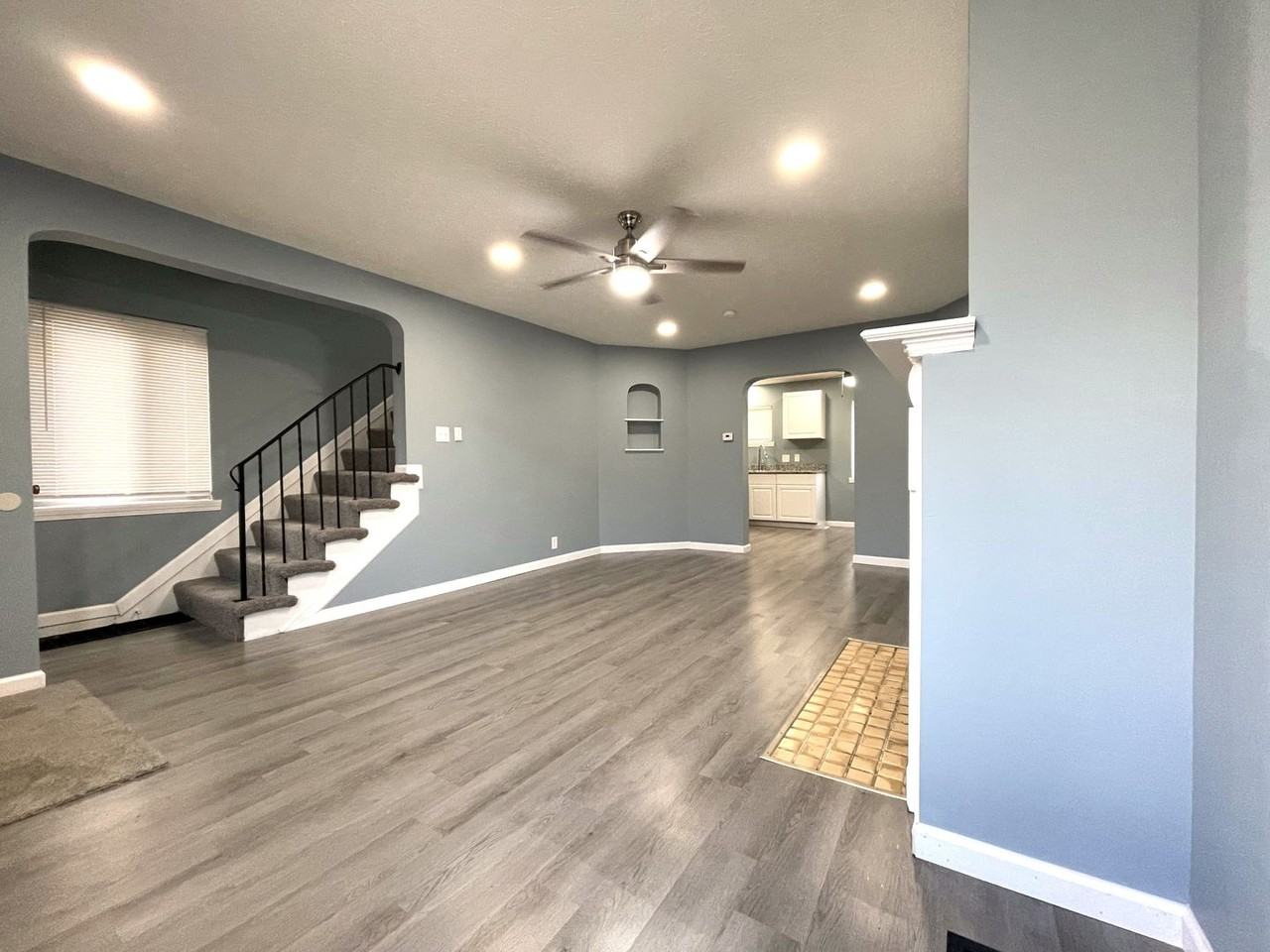 1285 Linwood Ave - Photo 3 of 23