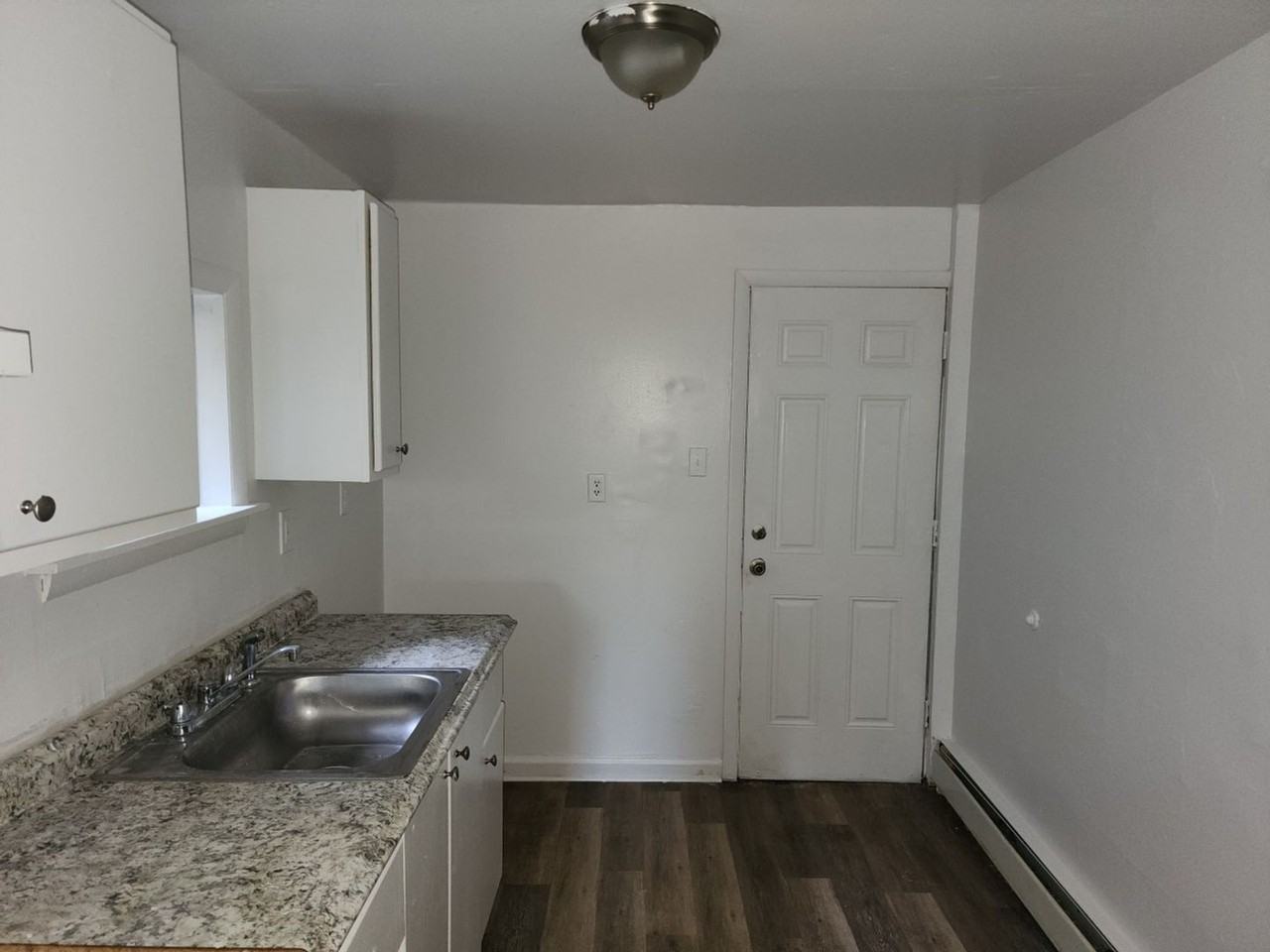 714 Douglas St - Photo 3 of 15