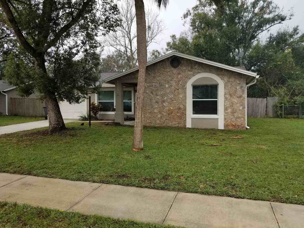 1520 Yorktown Ave - Photo 2 of 12