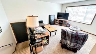 795 Weeks Ave Se - Photo 1 of 1