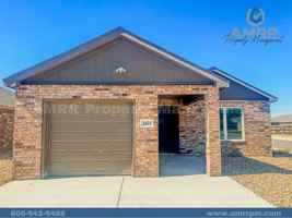 featured image of 2427 N Avenue N