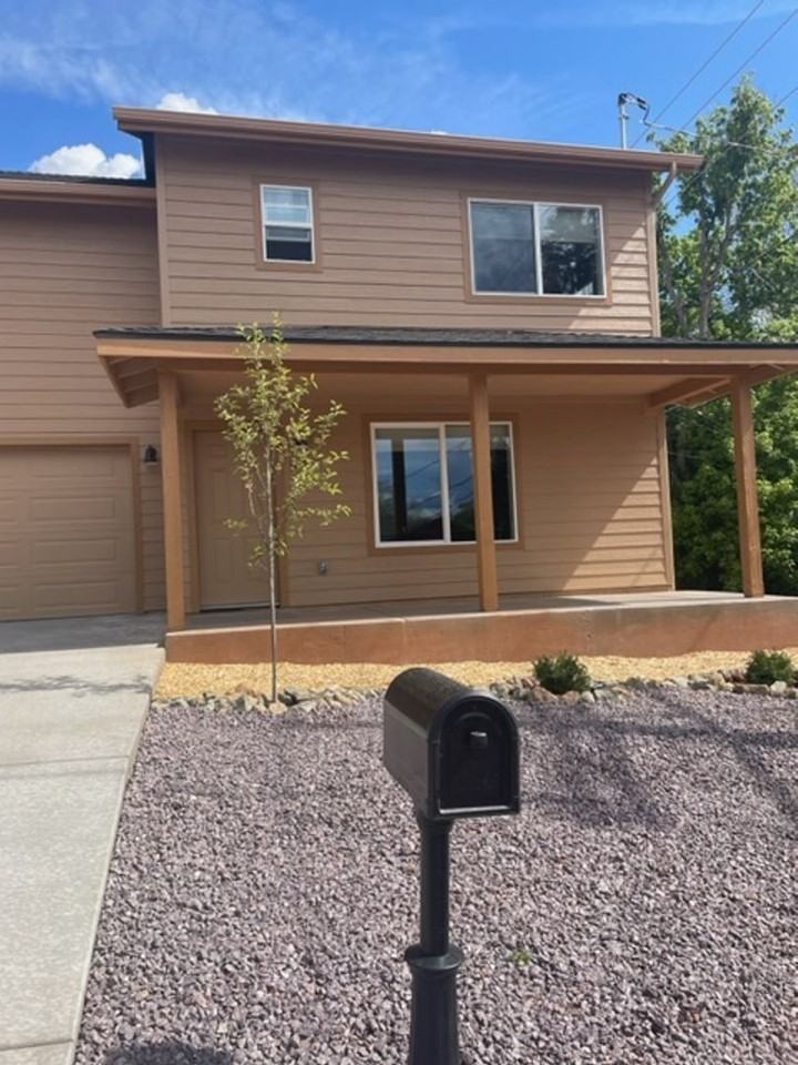 1804 E 2nd Ave - Photo 6 of 9