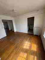 featured image of 805 W 4th St