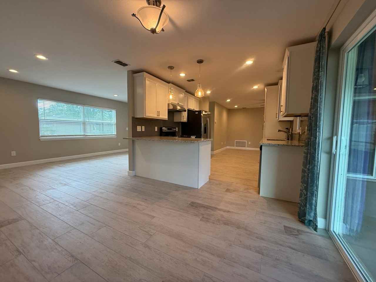 2919 Autumnwood Trl - Photo 3 of 16