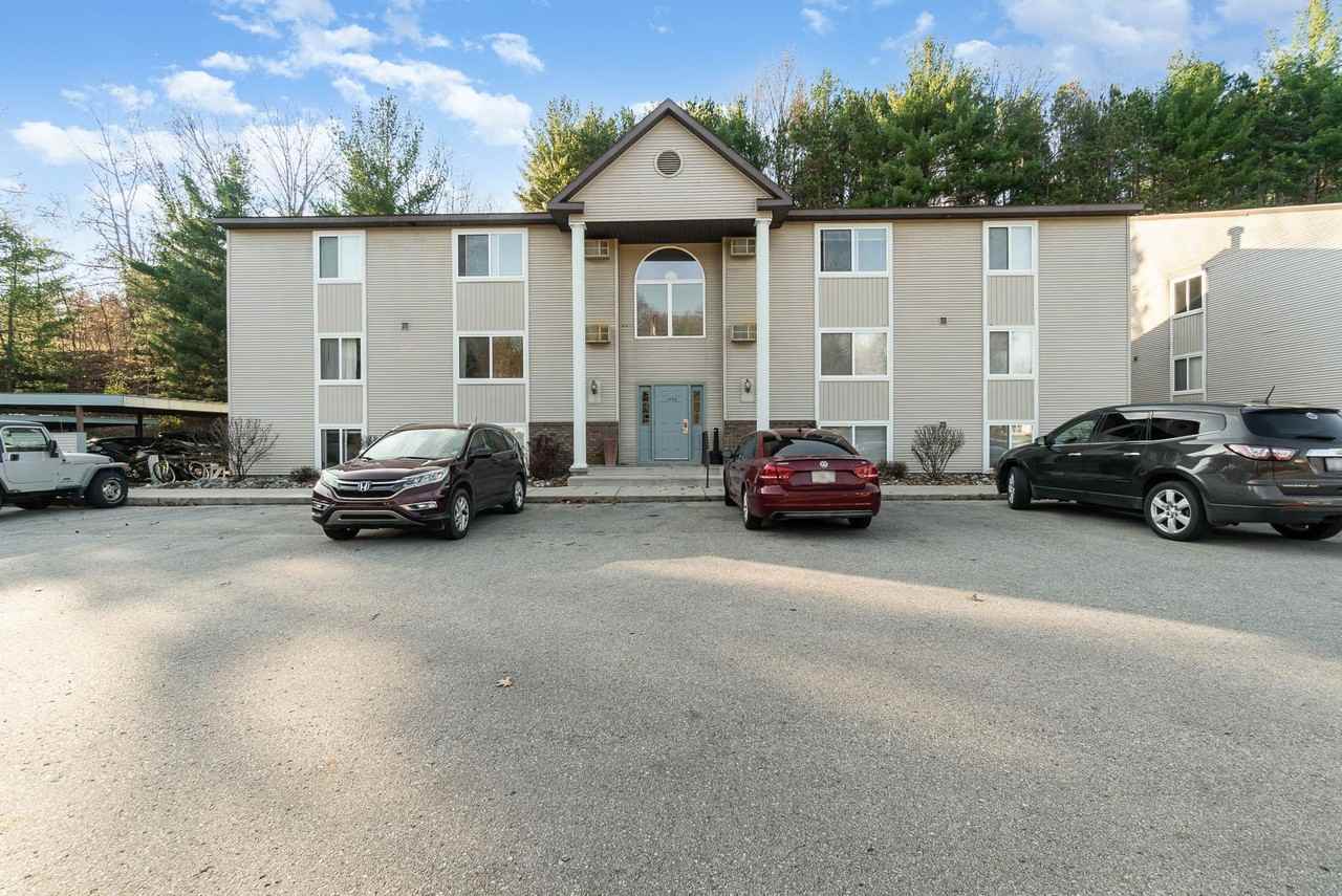 1530 Veterans Dr - Photo 3 of 42