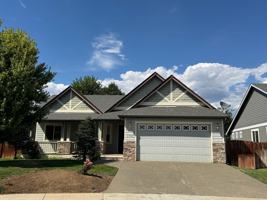 featured image of 1707 E Ashford Way
