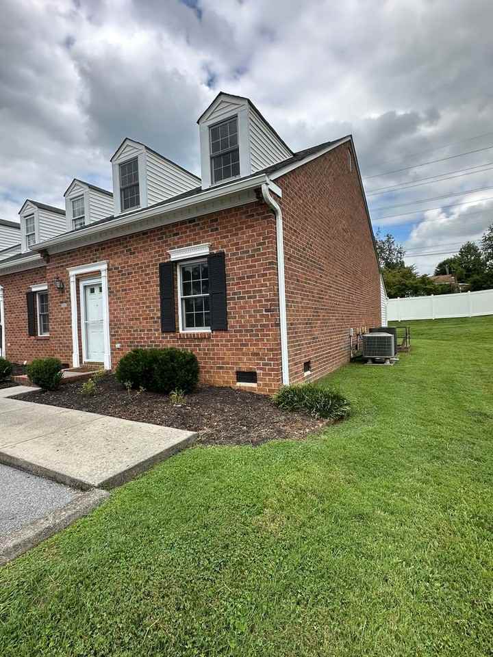 511 Hickory Rd - Photo 2 of 39