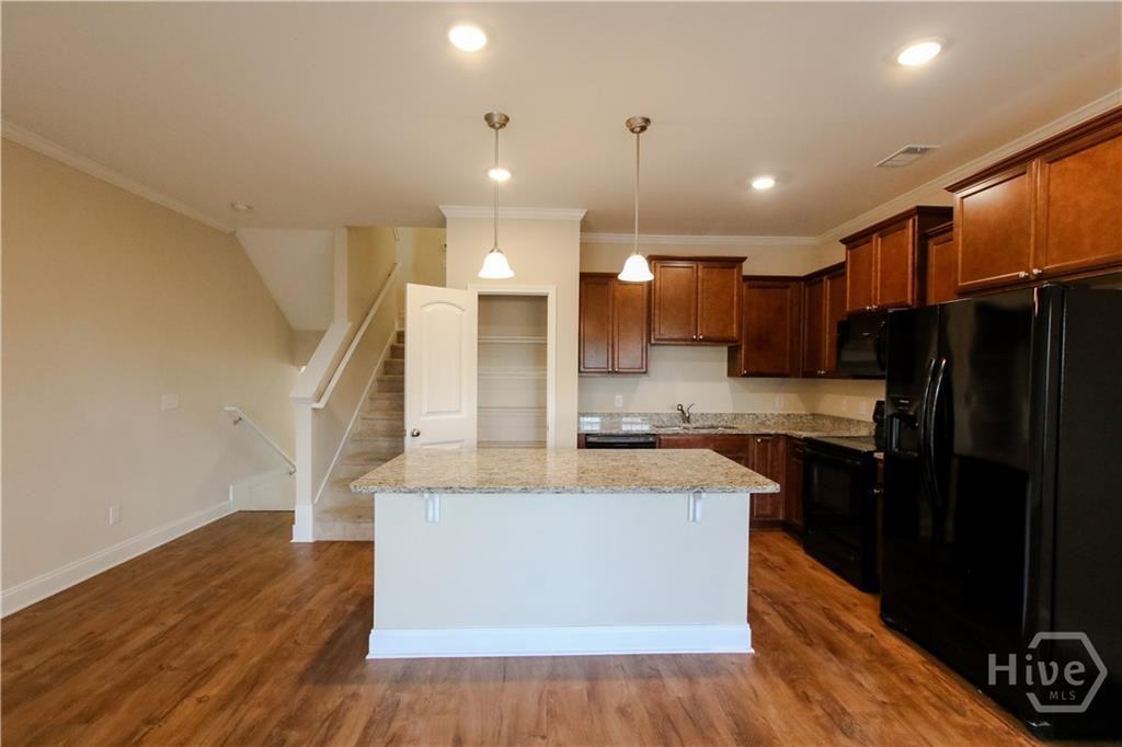 53 Leaf Ct - Photo 3 of 9