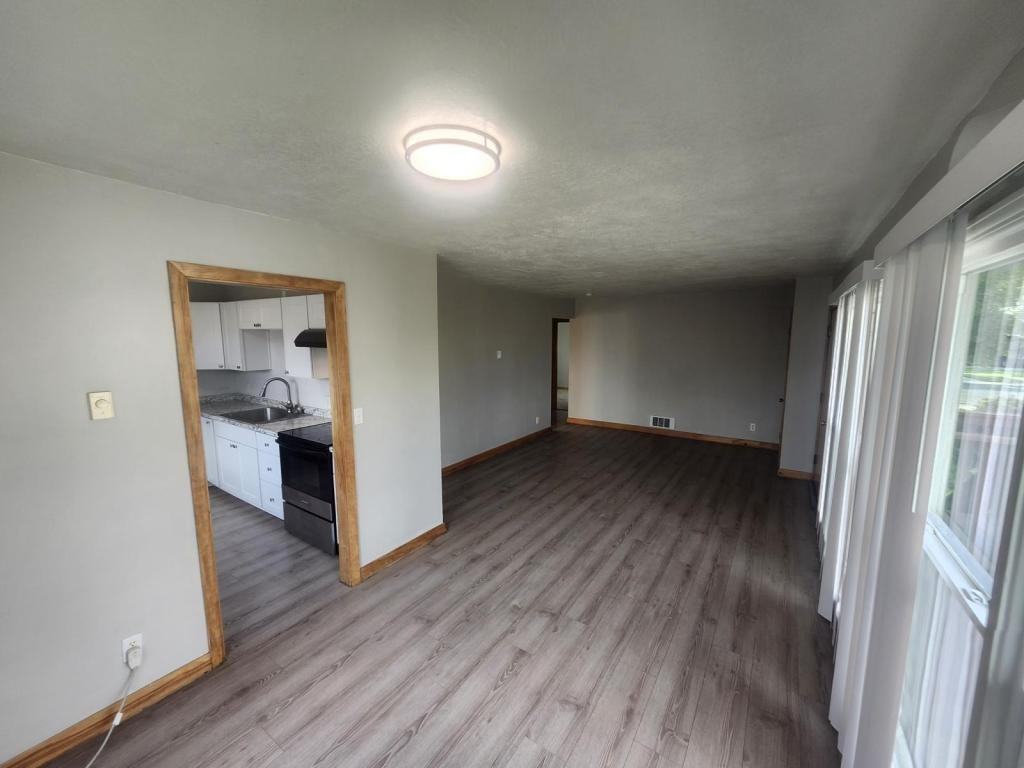 23 W 3rd St - Photo 3 of 8