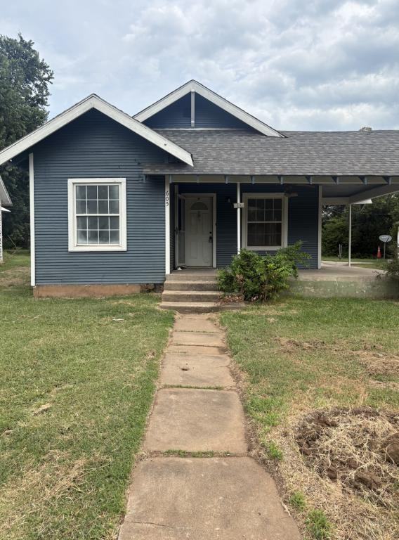 605 Ivanhoe Street - Photo 2 of 11