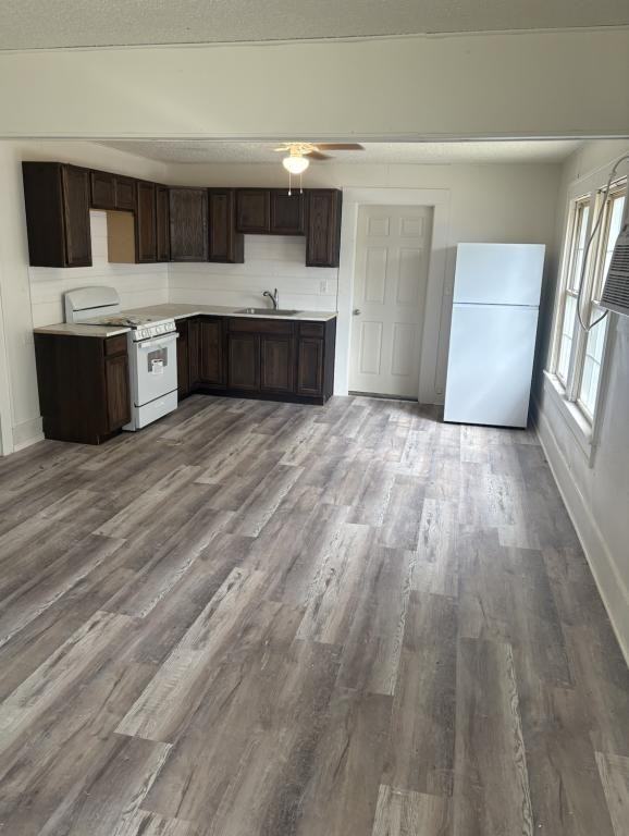 605 Ivanhoe Street - Photo 3 of 11