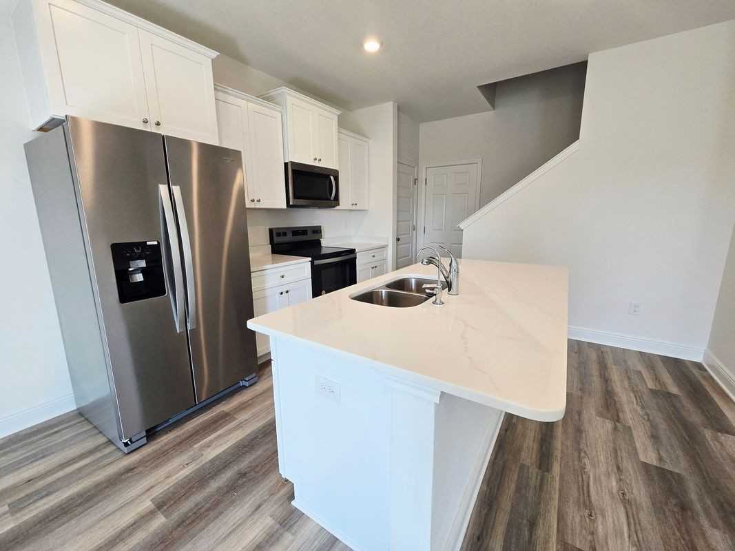 321 Salt Creek Ln - Photo 7 of 9