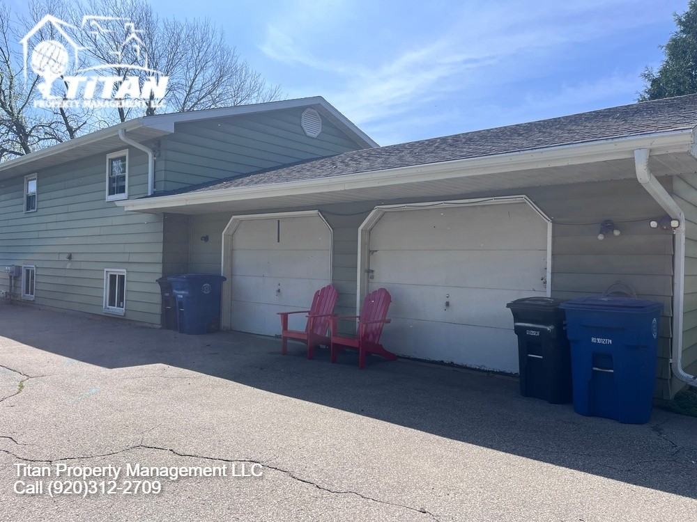 1875 S Main St #1 - Photo 3 of 15